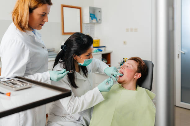 Best Emergency Orthodontic Services in Nsfield Center, MA